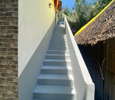 Tiruvettipuram House | Wooden cottage