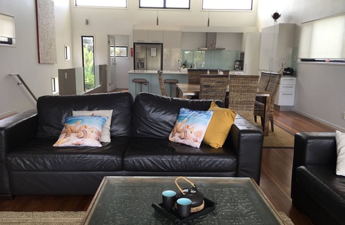 Cape Woolamai House | Woolamai Beach Haven, Easter special, wine/chocs beautiful beaches, wildlife…