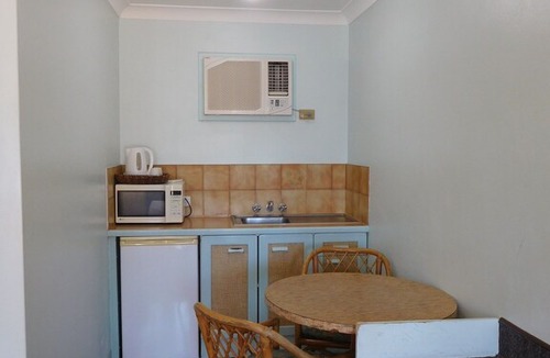 Woolgoolga House | Woolgoolga Beach Motel Unit 8