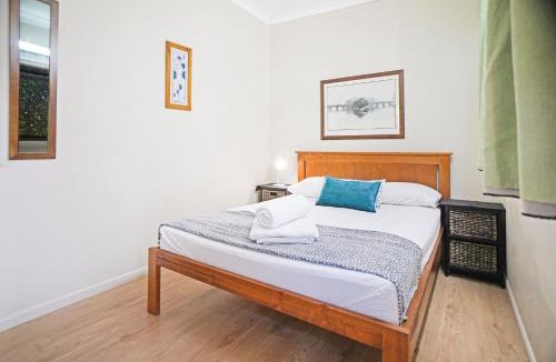 Scarness Hostel | Woolshed Eco Lodge