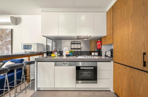 South Yarra Apartment | WOW Self-contained Apartment on Daly