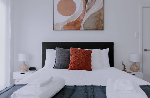 Central Mudgee House | Xenya Accommodation,Mudgee NSW 2 Bedroom 2 Bathroom Guesthouse, Perfect Location