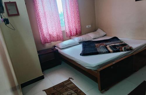 Thalayathimund Hotel | Yamuna Residency by HRS Stays