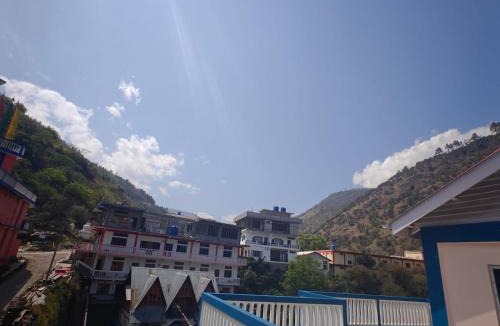 Dirang House | Yang home stay