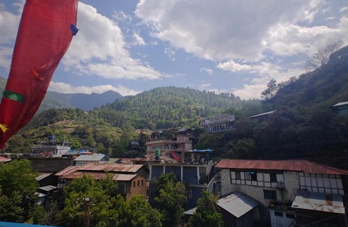Dirang House | Yang home stay