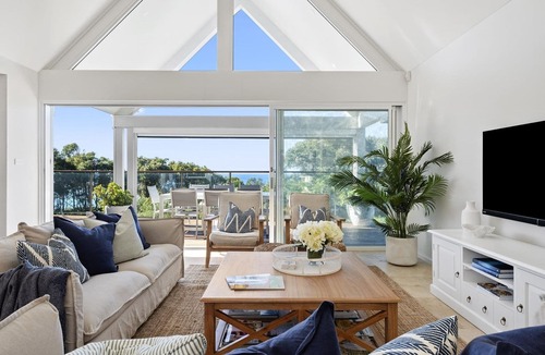 Macmasters Beach House | Yarram - Macmasters Beach