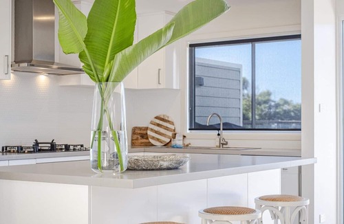 Macmasters Beach House | Yarram - Macmasters Beach