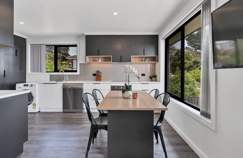 Youngtown Apartment | Youngtown Executive Apartments