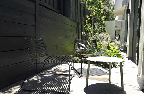 Hampton Apartment | Your 2 Bed Hampton Haven with parking