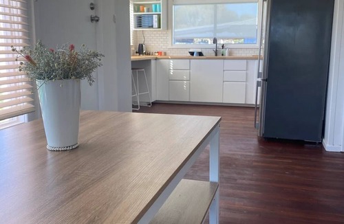 Guilderton House | Your Beach Side Winter Wonderland
