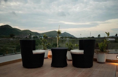 Udaipur House | Your Private Sanctuary of Serenity.