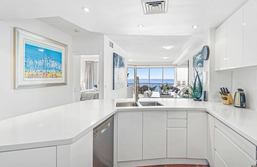Mooloolaba Apartment | Zanzibar 1002 Ocean front Penthouse
