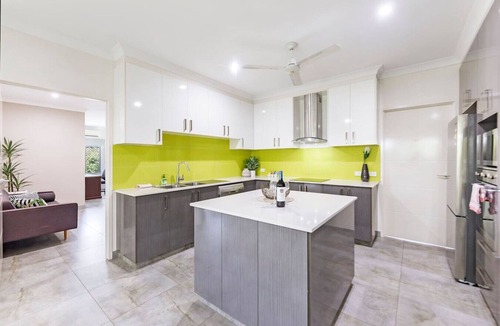 Muirhead Apartment | Zenhouse Harmony: Modern Home ~ Near CDU/Hospital
