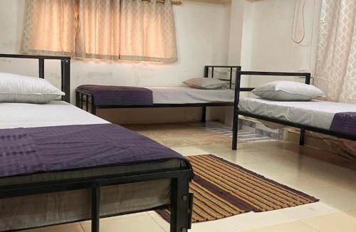 Sualkuchi Hostel | Zion Backpackers Hostel