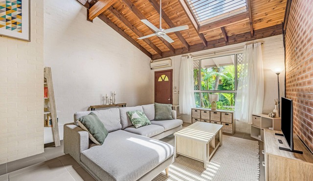 2 Bedroom Villa close to the creek.