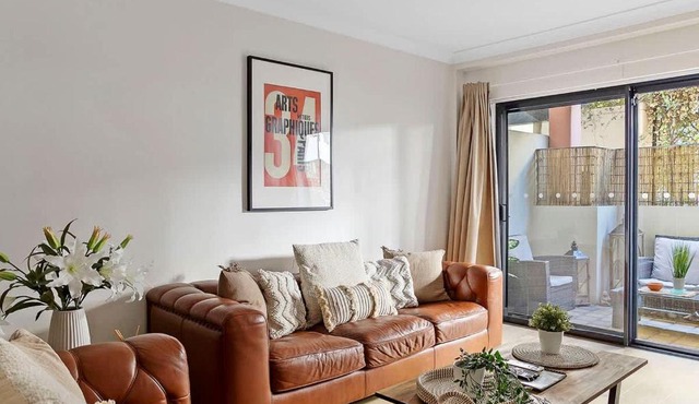 2 Spacious Resort 1BR Pool-Tennis-Gym & FREEParking