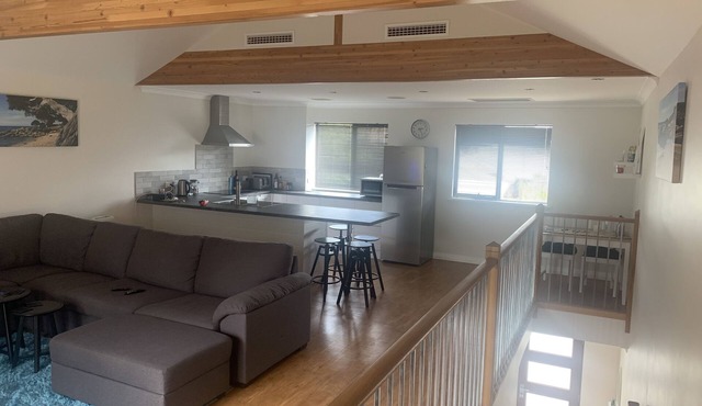 2 Storey, 1 bed accomodation close to local amenities.