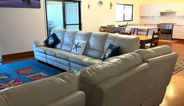 36 Bombala Crescent - Rainbow Beach. Fantastic Family Beach House, Fenced Yard, Pet Friendly.