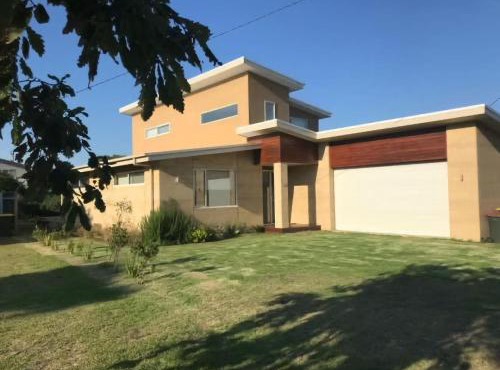 69 Beach Parade Sandy Point 3959 Stay 3 Pay 2 Winter Special