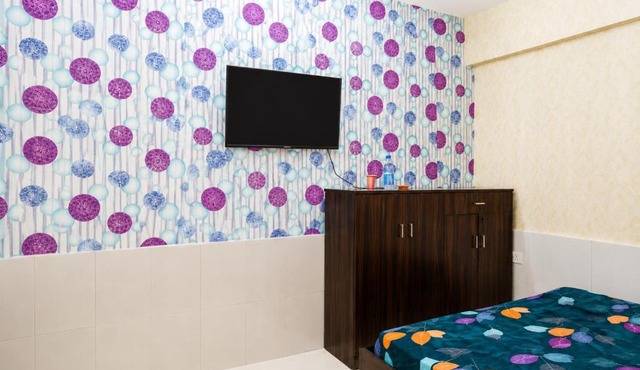Ac Room in thane only for Male
