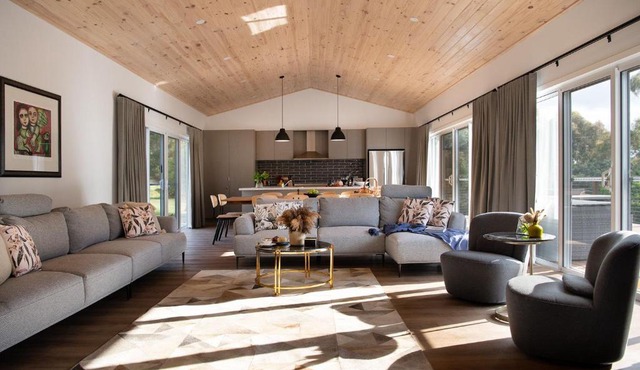Acacia House