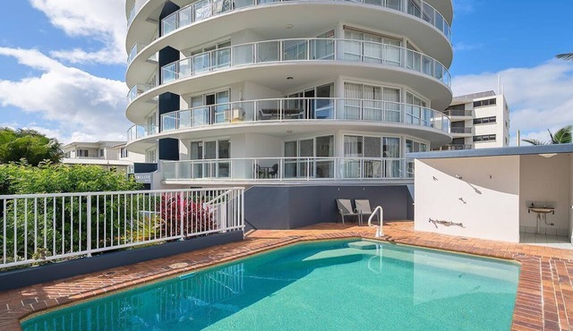Accessible Apt: 100m Beach, Pool, Lift