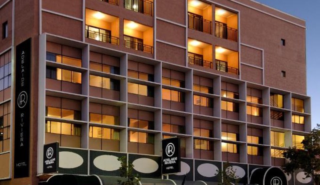 Adelaide Riviera Hotel