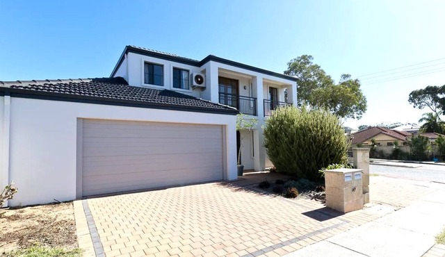 Amazing spacious 4 bedroom,2 bathroom house perfect for event or family getaway.