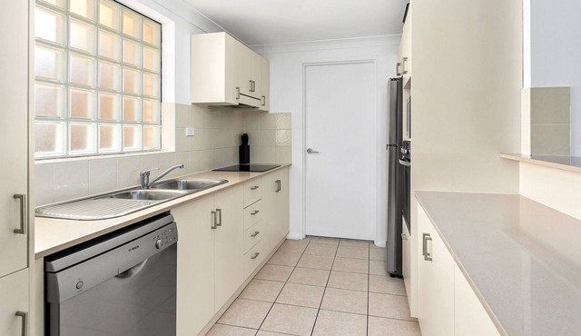 Away On Addison - In the Heart of Shellharbour Village