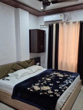 Baba Shyam hotel