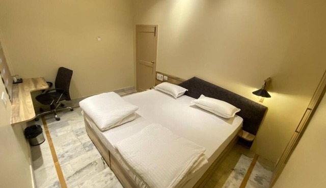 Backpackers Den in Lucknow