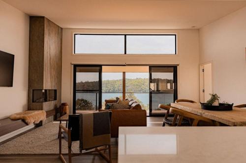 Bambara - Luxury Beachfront Escape - Private Path