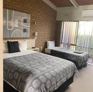 Baronga Motor Inn