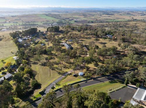Bathurst Goldfields Resort - Conrod Straight, Mount Panorama