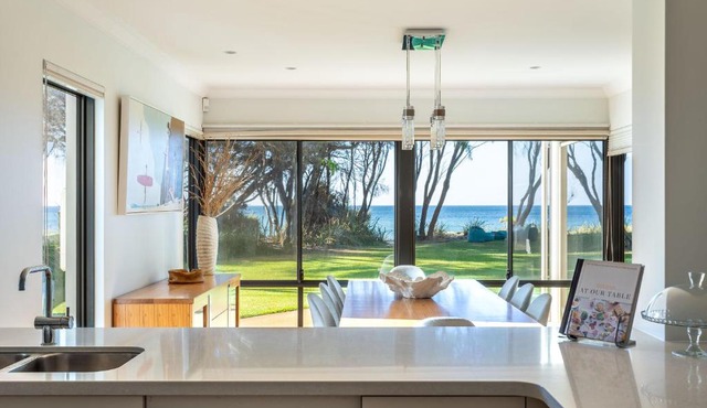Beachfront Busselton I Private Properties