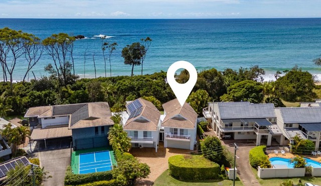 Beachfront Retreat - Ducted Air - Free Wifi