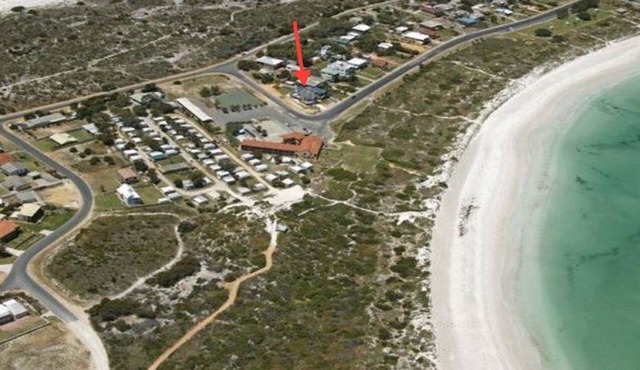 BeachFront Retreat in Lancelin
