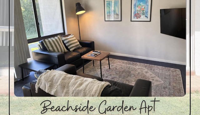 Beachside Garden Apt Beach Scarborough with Parking
