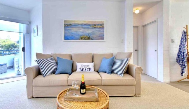Beautiful, modern apartment seconds from beach
