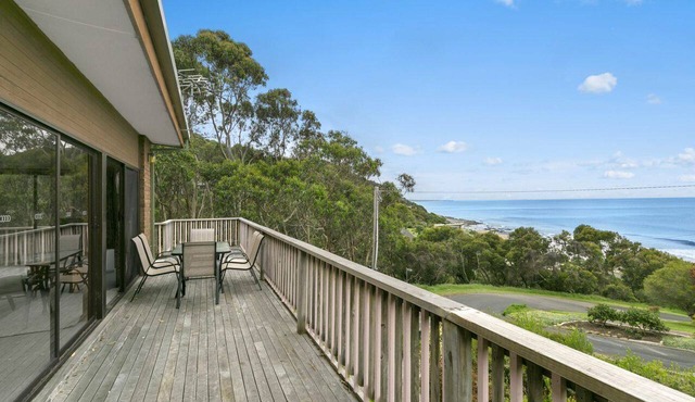 Bertram in Lorne