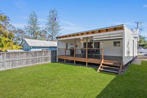 Blue Bay 3BR Beachside Coastal Escape