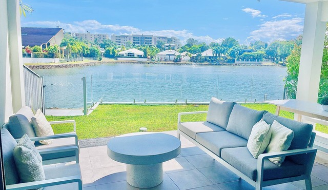 Blue Lagoon Villa B