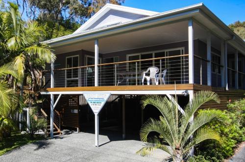 Blue Vogue Apt at Blueys Beach