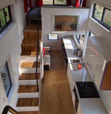 Bottletree Gardens Mini Mansion Red