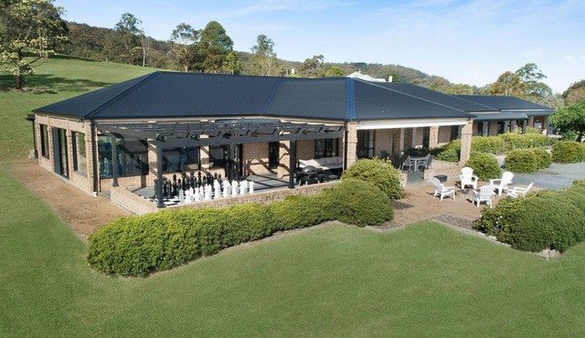 Branga Park: Classically Colonial