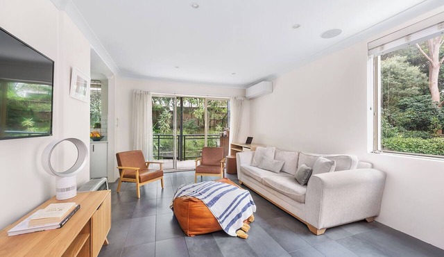 Bright modern 2BR apartment with garden outlook