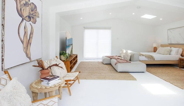 Bungalow 21 – 2 minute walk to the beach