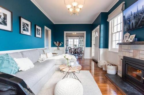 Byrne House - 3BR Rustic Luxe - Wi-Fi