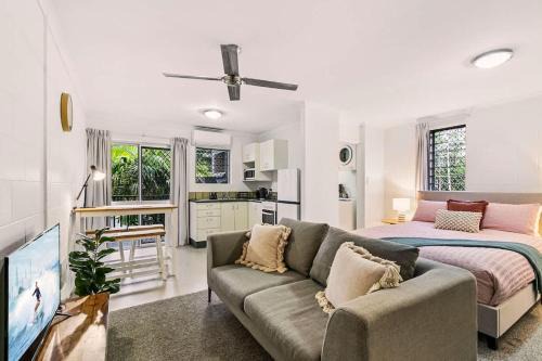 Cairns Retro Studio - Cosy Stay near Botanic Gardens