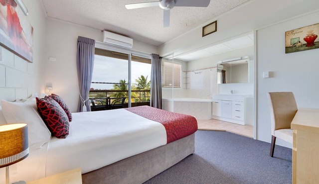 Camelot Motel